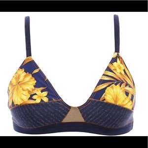 ISO Xirena Moonflower bikini top